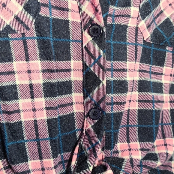 Button up shirt free shipping - Picture 2 of 4